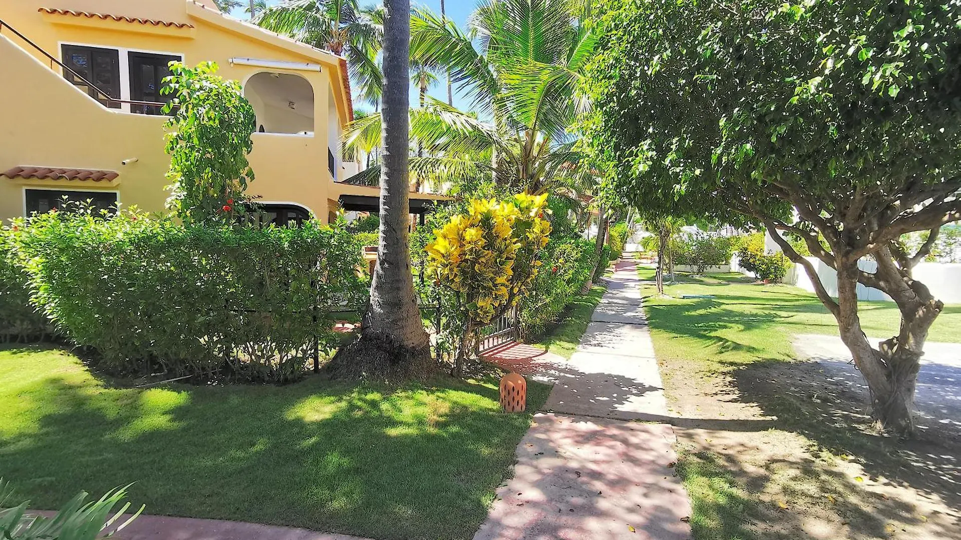 Suites Villas Vacation Hotel - Bavaro Beach Club - Wifi - Parking Punta Cana