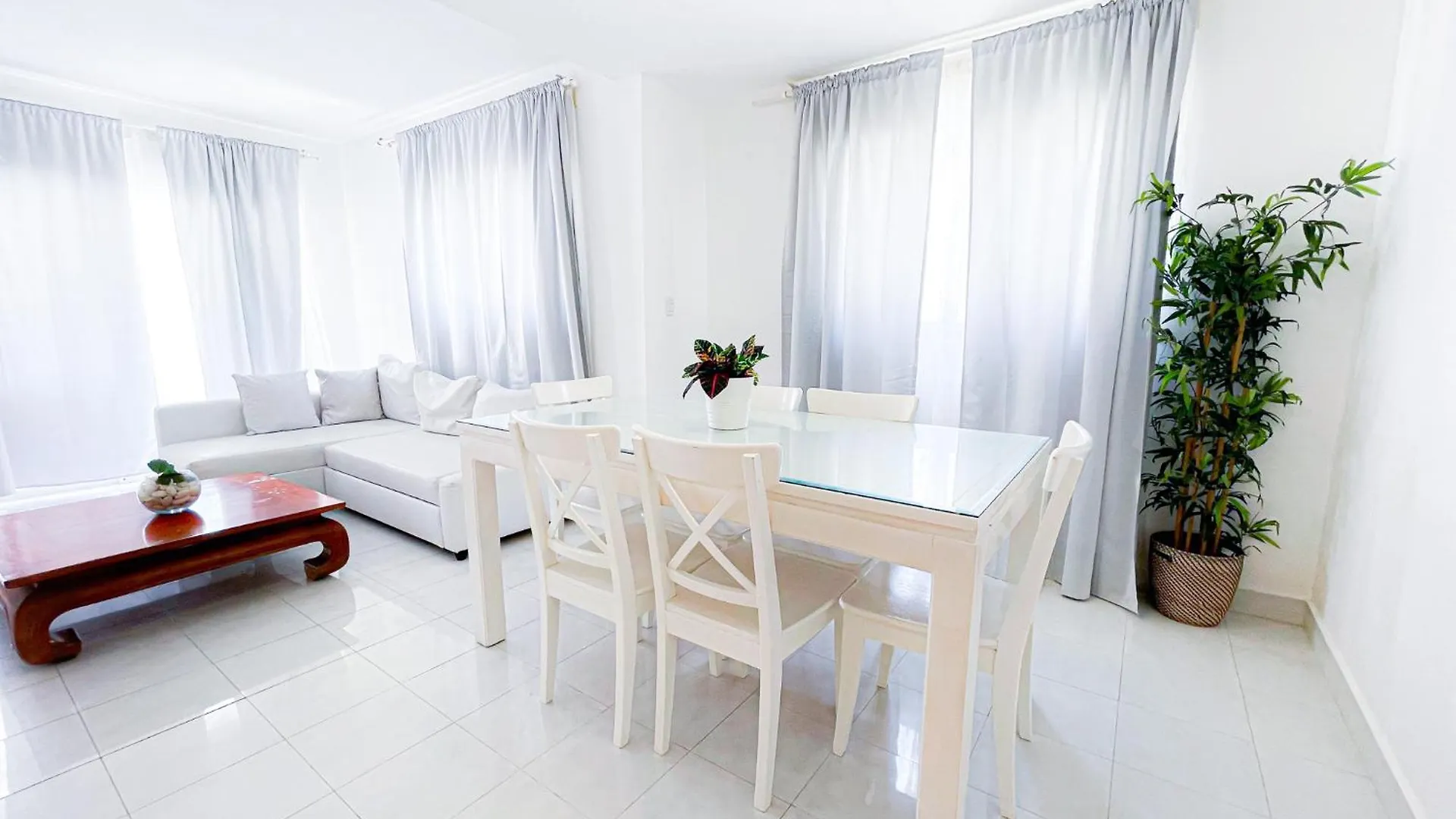 Suites Villas Vacation Hotel - Bavaro Beach Club - Wifi - Parking Punta Cana